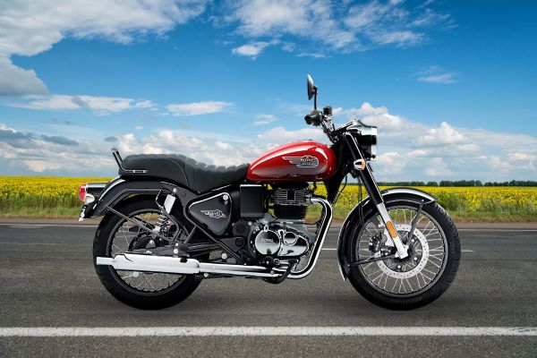 Royal Enfield Bullet 350 Military Red