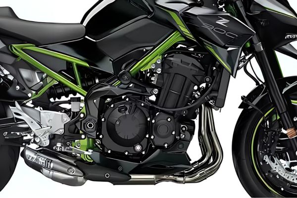 Kawasaki Z900 On-Road Price in Mumbai