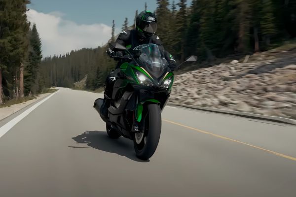 Kawasaki Ninja 1100SX On Road Price In Mumbai; Detailed Breakdown and Features