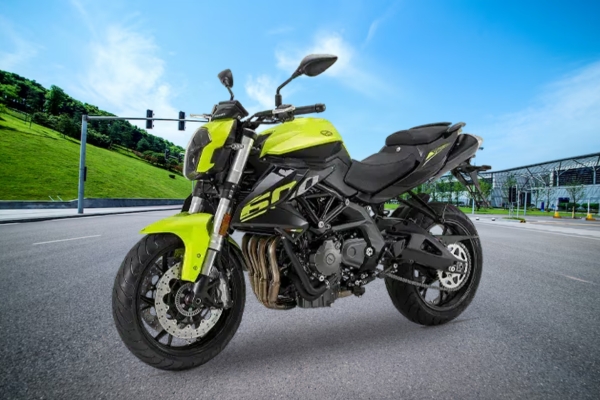 Benelli TNT600i Standard On Road Price in Mumbai