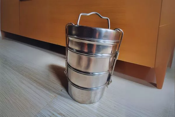 Tiffin Service - Business Ideas in Mumbai with Low Investment