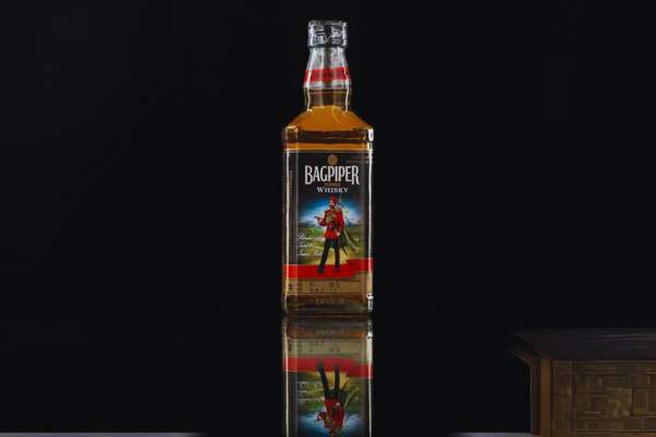 Bagpiper Whisky Price in Mumbai; Latest Rate and Details