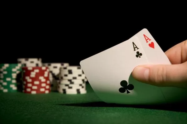 How Competitive Gaming Improves Your Critical Thinking and Risk Management Skills