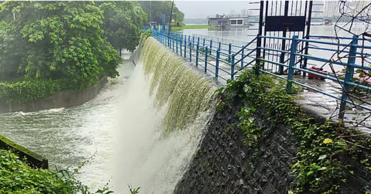 Powai lake overflows after heavy rains; water level rises in Mumbai reservoirs