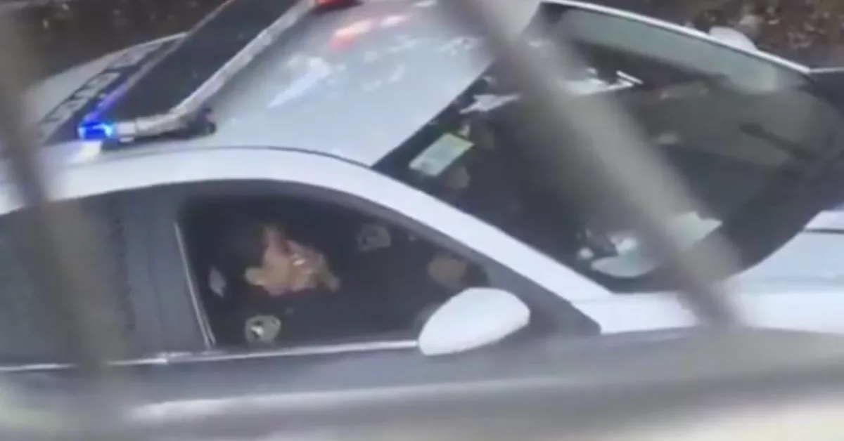 Mexico Police Viral Video: Intimate Act Car Sparks Outrage; SSC Launches Internal Probe Amid Mistaken Identity Claims