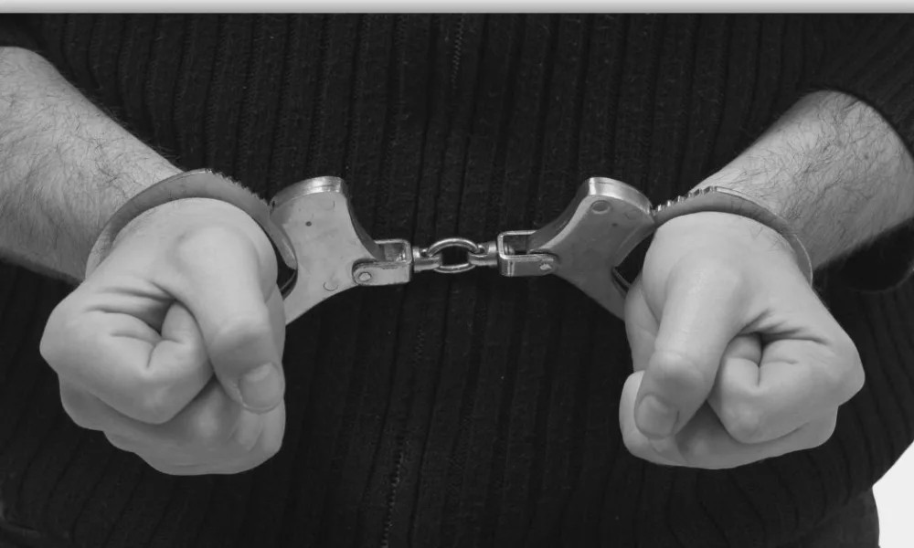 19-Year-Old Man Arrested in Kurla for Blackmailing and Extorting Money from a Minor Girl