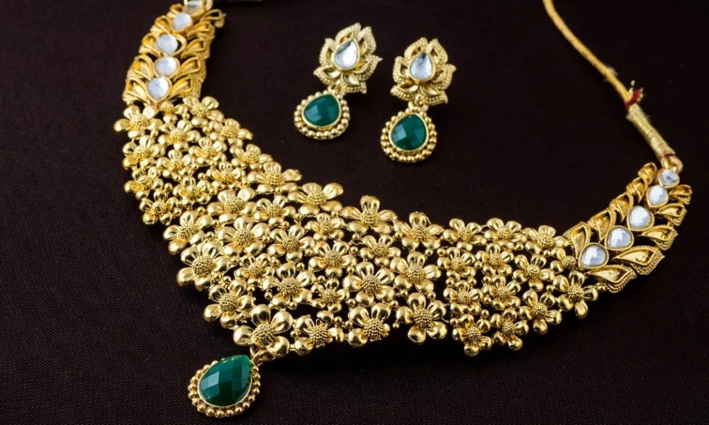 Mumbai Gold Rates Update November 25, 2025