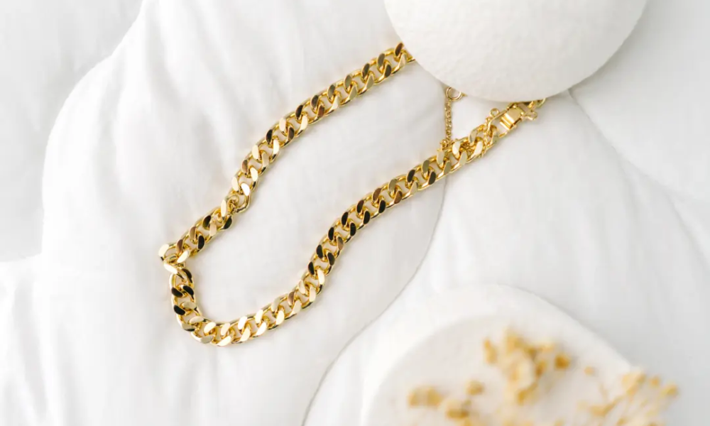 Why a Thick Cuban Link Chain Is the Ultimate Fashion Essential