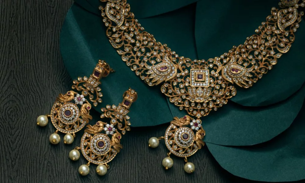 Mumbai Gold Rates Update December 8, 2025