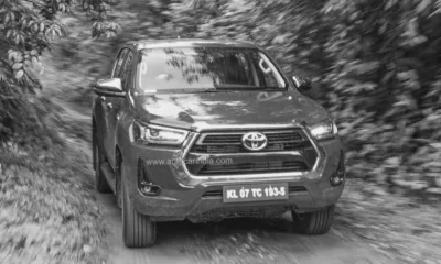 Toyota announces New Year discounts across its entire lineup, with discounts of up to Rs 1.05 lakh on the Hilux.
