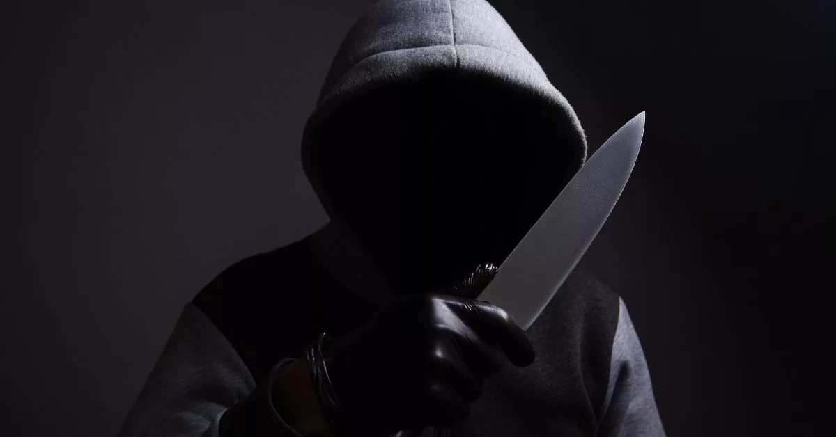 Two Separate Murder Incidents in Mumbai: Minor Detained in Juhu Case; Accused Arrested in Dharavi Murder Case