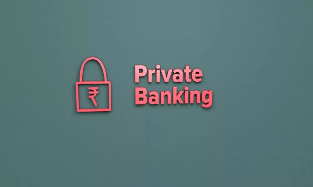 How Large Private Banks and Mid-Sized Banks Influence Share Price Trends in India