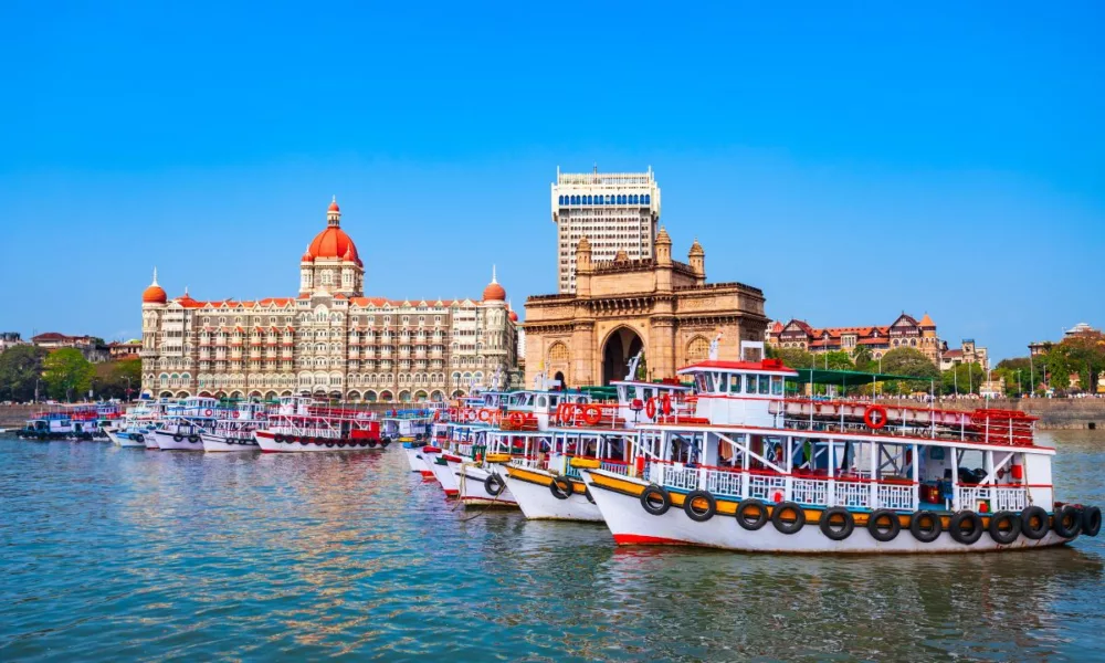 Mumbai Sightseeing Guide: Iconic Landmarks, Hidden Gems, and Travel Tips