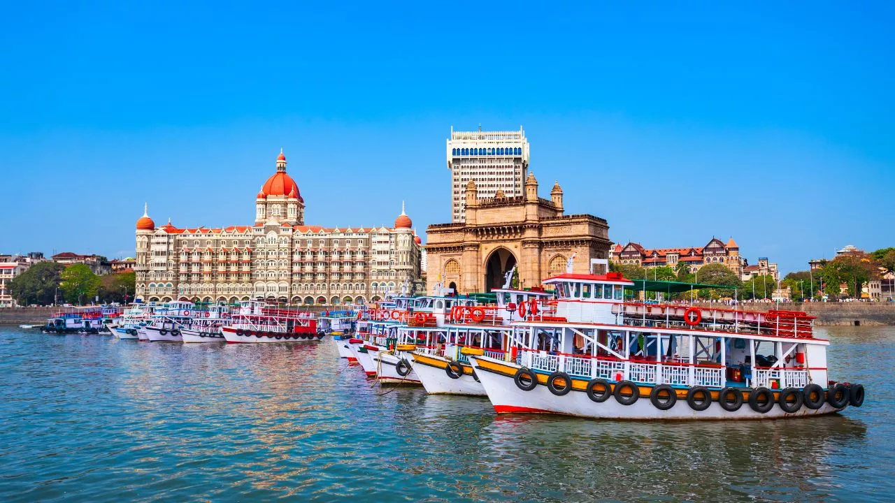 Mumbai Sightseeing Guide: Iconic Landmarks, Hidden Gems, and Travel Tips